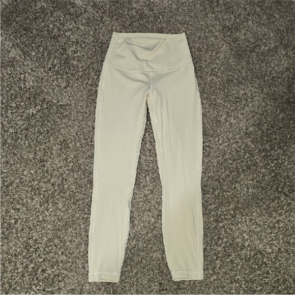 Lululemon Size 4 Double Lined Align Leggings Mint Condition, Like New 25” - Picture 1 of 9